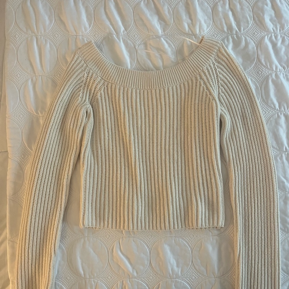 H&M Women's Off the Shoulder Ribbed Sweater